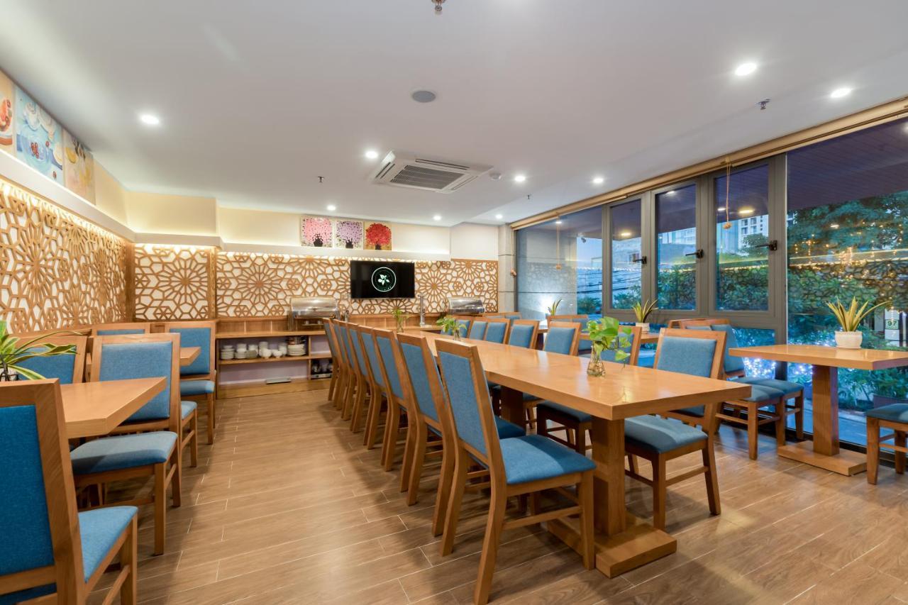 Smeraldo Hotel & Apartment Danang Exterior photo
